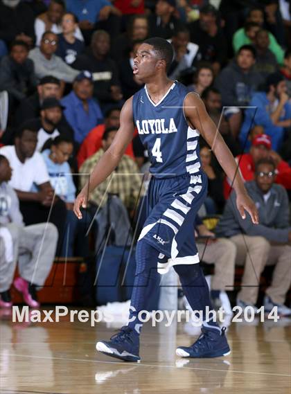 Thumbnail 2 in Loyola vs. El Camino Real (Fairfax State Preview) photogallery.