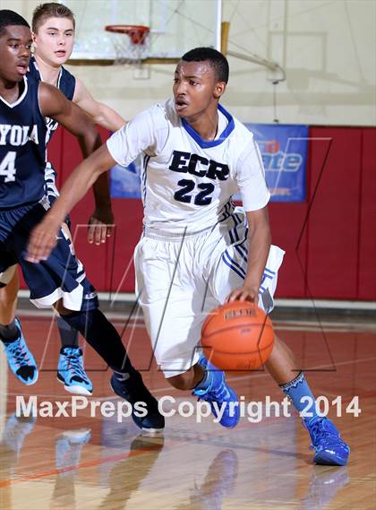 Thumbnail 3 in Loyola vs. El Camino Real (Fairfax State Preview) photogallery.