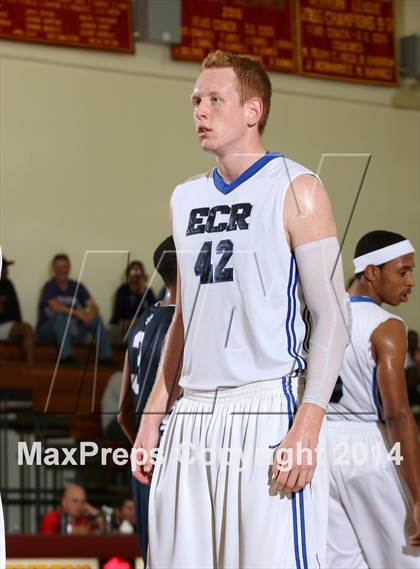 Thumbnail 2 in Loyola vs. El Camino Real (Fairfax State Preview) photogallery.