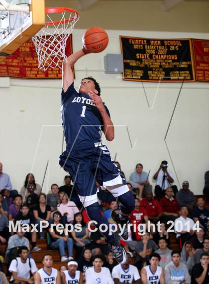 Thumbnail 2 in Loyola vs. El Camino Real (Fairfax State Preview) photogallery.