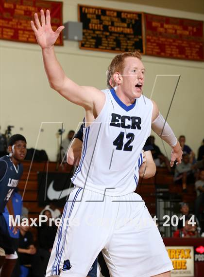 Thumbnail 2 in Loyola vs. El Camino Real (Fairfax State Preview) photogallery.