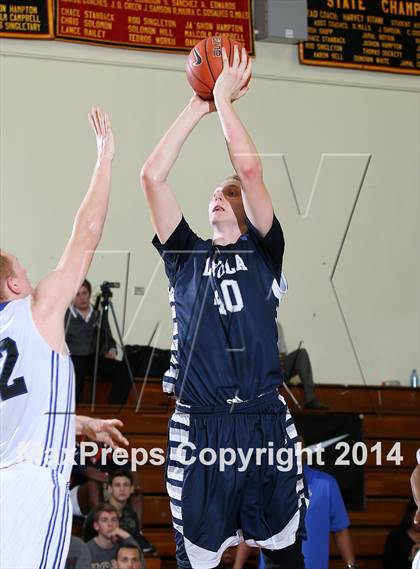 Thumbnail 3 in Loyola vs. El Camino Real (Fairfax State Preview) photogallery.