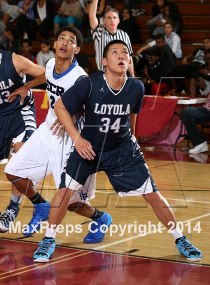 Thumbnail 3 in Loyola vs. El Camino Real (Fairfax State Preview) photogallery.