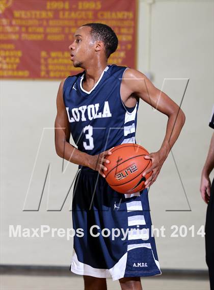 Thumbnail 2 in Loyola vs. El Camino Real (Fairfax State Preview) photogallery.
