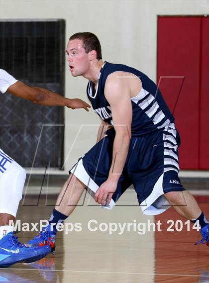 Thumbnail 2 in Loyola vs. El Camino Real (Fairfax State Preview) photogallery.