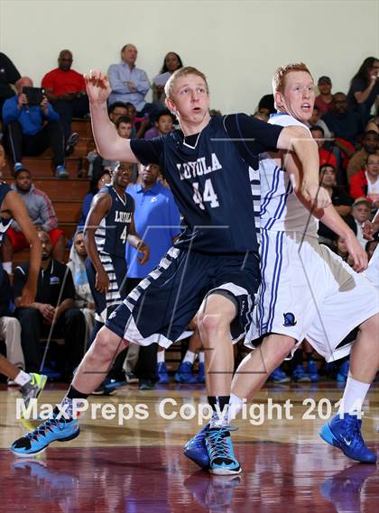 Thumbnail 1 in Loyola vs. El Camino Real (Fairfax State Preview) photogallery.