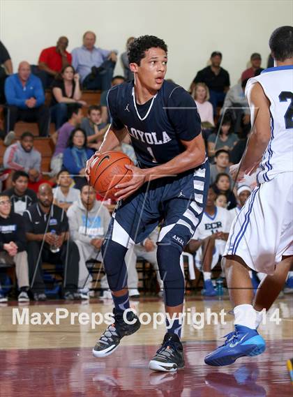 Thumbnail 2 in Loyola vs. El Camino Real (Fairfax State Preview) photogallery.