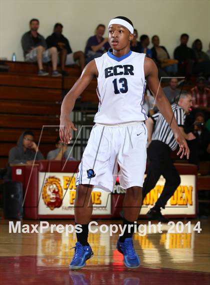 Thumbnail 2 in Loyola vs. El Camino Real (Fairfax State Preview) photogallery.