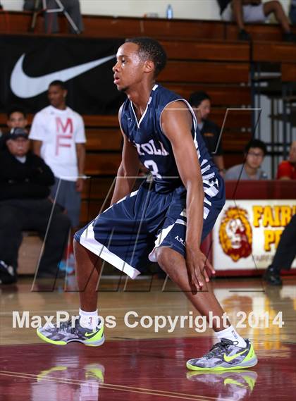 Thumbnail 3 in Loyola vs. El Camino Real (Fairfax State Preview) photogallery.