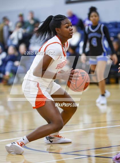 Thumbnail 3 in Lutheran vs Booker T Washington (Sophie Cunningham Classic) photogallery.