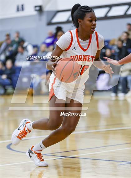 Thumbnail 1 in Lutheran vs Booker T Washington (Sophie Cunningham Classic) photogallery.
