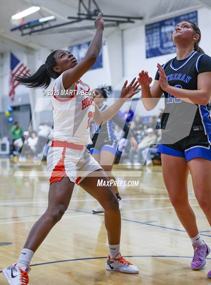 Thumbnail 3 in Lutheran vs Booker T Washington (Sophie Cunningham Classic) photogallery.