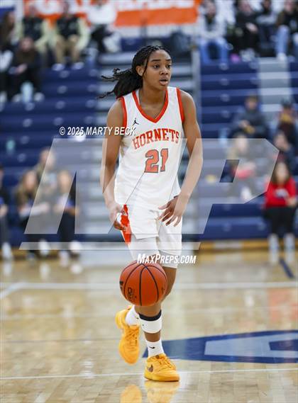 Thumbnail 2 in Lutheran vs Booker T Washington (Sophie Cunningham Classic) photogallery.