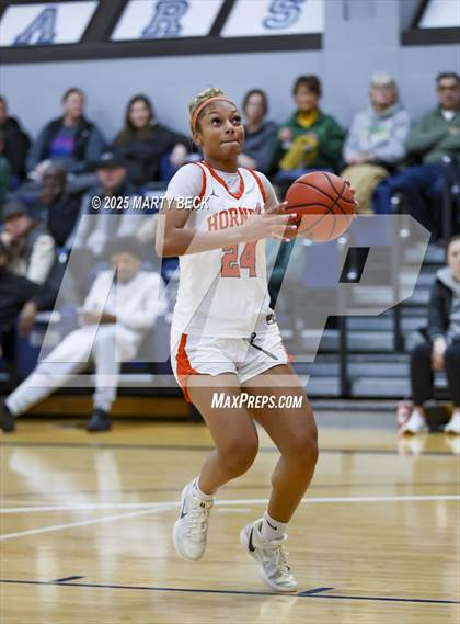 Thumbnail 1 in Lutheran vs Booker T Washington (Sophie Cunningham Classic) photogallery.