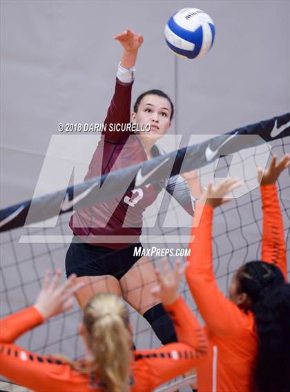 Thumbnail 3 in Torrance vs West Anchorage (NIKE Tournament of Champions) photogallery.