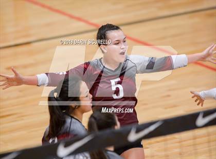 Thumbnail 2 in Torrance vs West Anchorage (NIKE Tournament of Champions) photogallery.