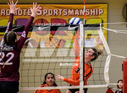 Thumbnail 1 in Torrance vs West Anchorage (NIKE Tournament of Champions) photogallery.