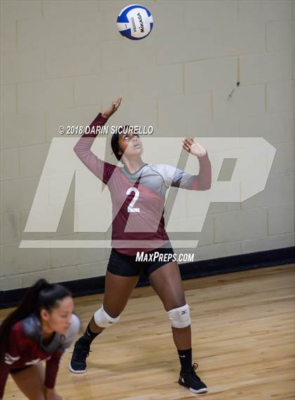 Thumbnail 2 in Torrance vs West Anchorage (NIKE Tournament of Champions) photogallery.