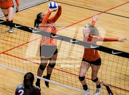 Thumbnail 1 in Torrance vs West Anchorage (NIKE Tournament of Champions) photogallery.