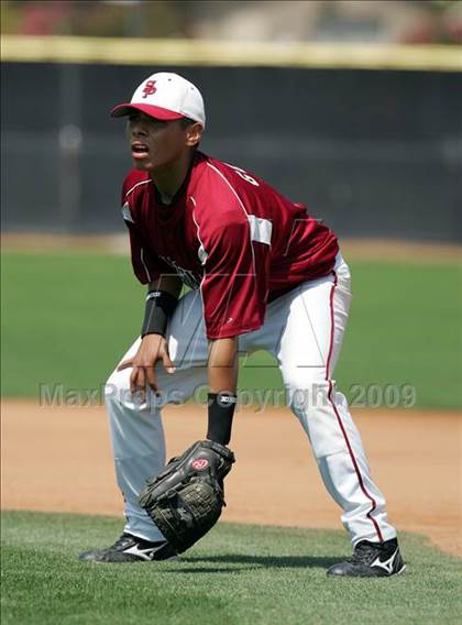 Thumbnail 2 in Capistrano Valley Christian vs. Santa Paula (CIF SS D6 Playoffs) photogallery.