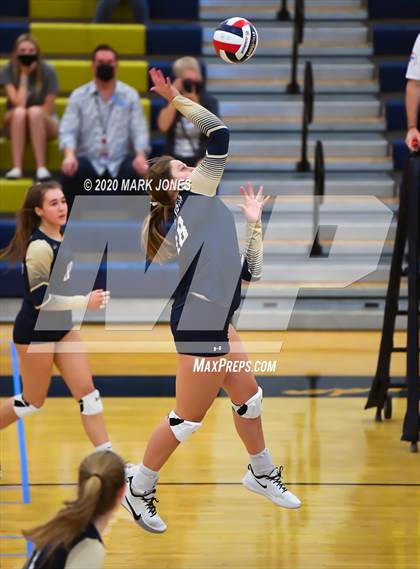 Thumbnail 3 in Mountain Pointe @ Desert Vista photogallery.
