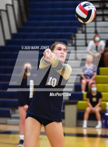 Thumbnail 1 in Mountain Pointe @ Desert Vista photogallery.
