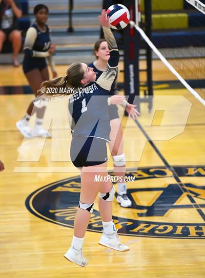 Thumbnail 2 in Mountain Pointe @ Desert Vista photogallery.
