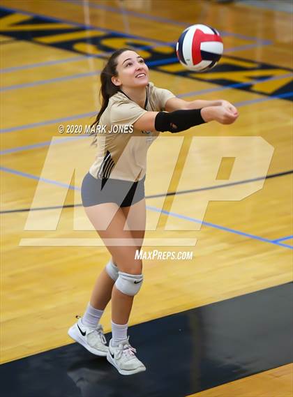 Thumbnail 2 in Mountain Pointe @ Desert Vista photogallery.