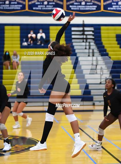 Thumbnail 1 in Mountain Pointe @ Desert Vista photogallery.