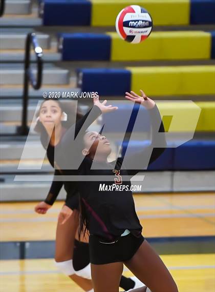 Thumbnail 2 in Mountain Pointe @ Desert Vista photogallery.