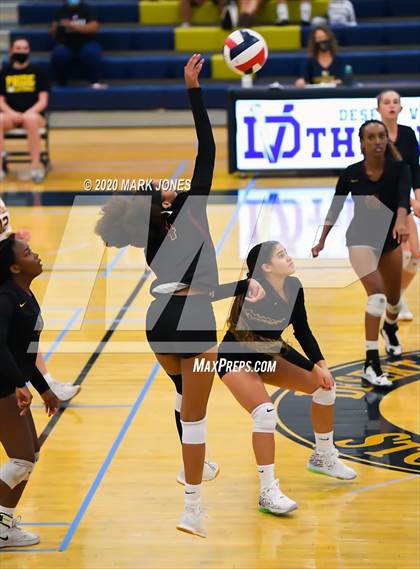 Thumbnail 3 in Mountain Pointe @ Desert Vista photogallery.