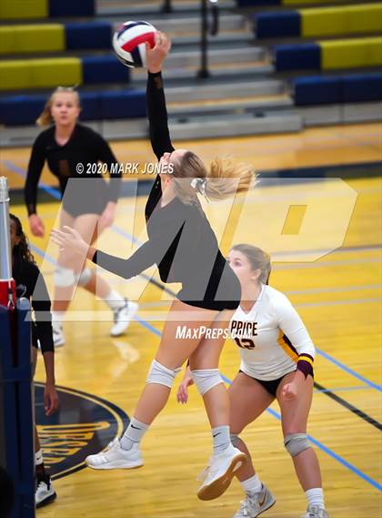 Thumbnail 1 in Mountain Pointe @ Desert Vista photogallery.