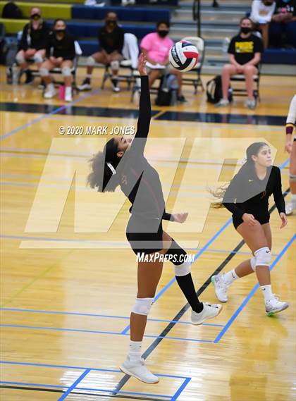 Thumbnail 3 in Mountain Pointe @ Desert Vista photogallery.