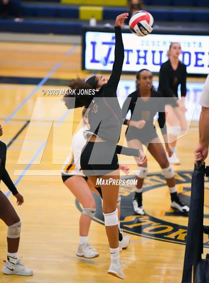Thumbnail 1 in Mountain Pointe @ Desert Vista photogallery.