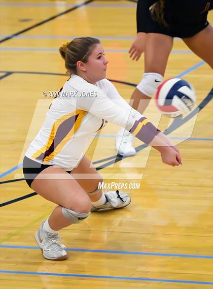 Thumbnail 1 in Mountain Pointe @ Desert Vista photogallery.