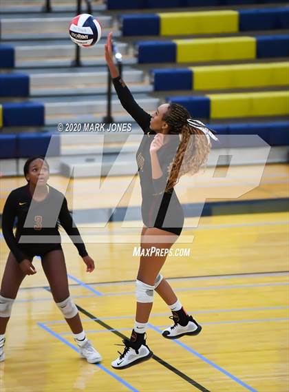 Thumbnail 3 in Mountain Pointe @ Desert Vista photogallery.