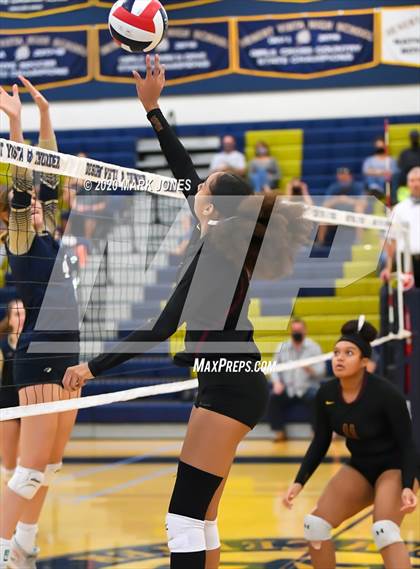 Thumbnail 1 in Mountain Pointe @ Desert Vista photogallery.