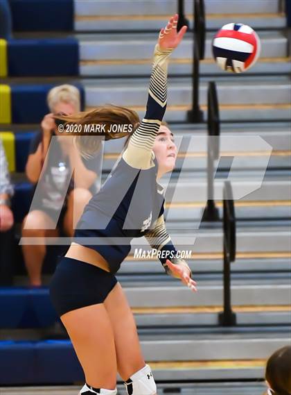 Thumbnail 1 in Mountain Pointe @ Desert Vista photogallery.