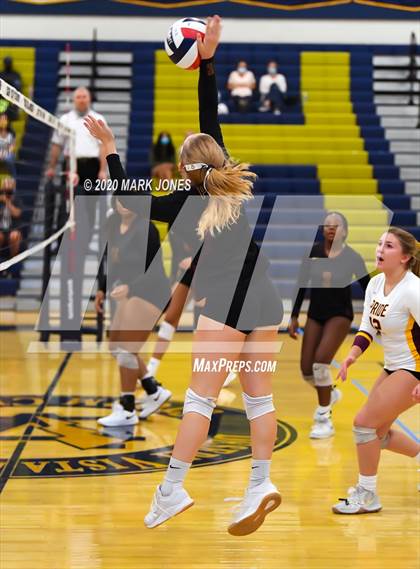 Thumbnail 1 in Mountain Pointe @ Desert Vista photogallery.