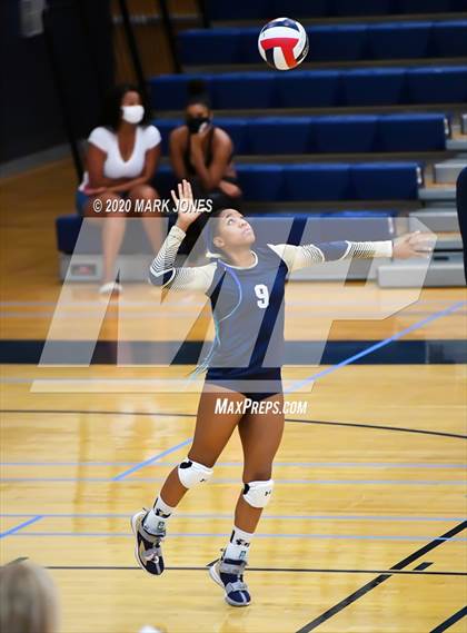 Thumbnail 3 in Mountain Pointe @ Desert Vista photogallery.