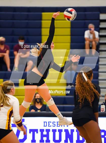 Thumbnail 1 in Mountain Pointe @ Desert Vista photogallery.