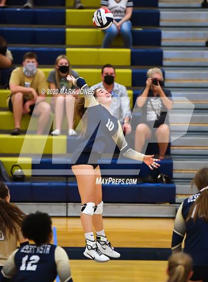 Thumbnail 2 in Mountain Pointe @ Desert Vista photogallery.