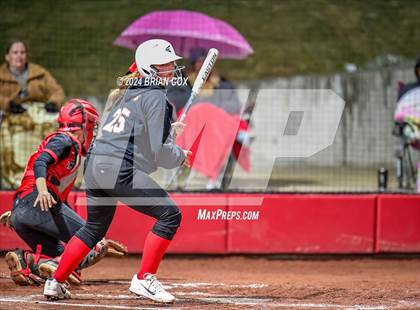 Thumbnail 1 in Flippin vs Green Forest (AAA 3A-1 District Tournament) photogallery.