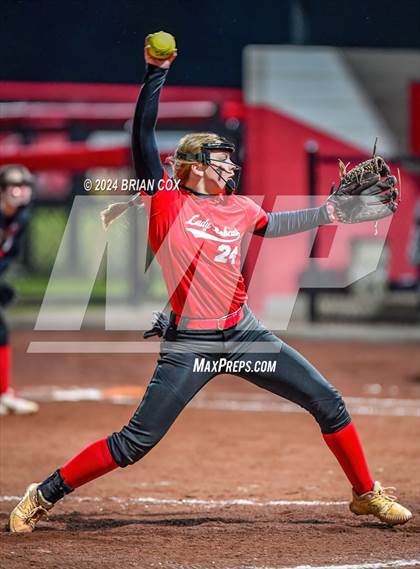 Thumbnail 3 in Flippin vs Green Forest (AAA 3A-1 District Tournament) photogallery.