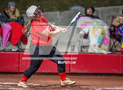 Thumbnail 1 in Flippin vs Green Forest (AAA 3A-1 District Tournament) photogallery.