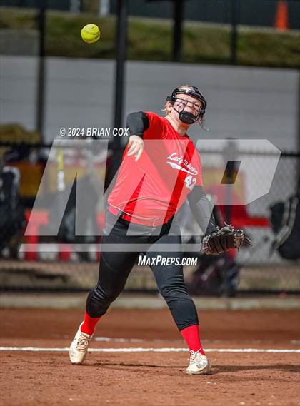 Thumbnail 1 in Flippin vs Green Forest (AAA 3A-1 District Tournament) photogallery.