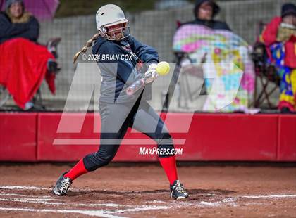 Thumbnail 3 in Flippin vs Green Forest (AAA 3A-1 District Tournament) photogallery.