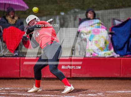 Thumbnail 3 in Flippin vs Green Forest (AAA 3A-1 District Tournament) photogallery.