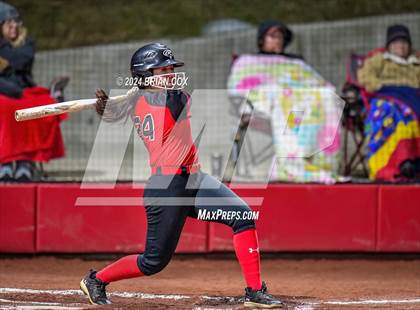Thumbnail 3 in Flippin vs Green Forest (AAA 3A-1 District Tournament) photogallery.