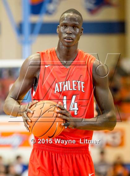 Thumbnail 2 in Athletes Institute of Canada vs Oak Hill Academy (Marshall County Hoopfest) photogallery.